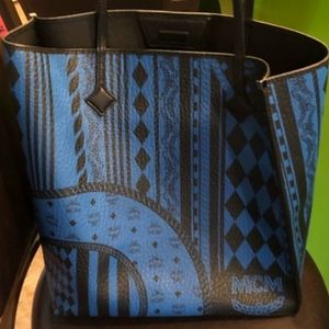 Munich blue and black tribal kira mcm purse